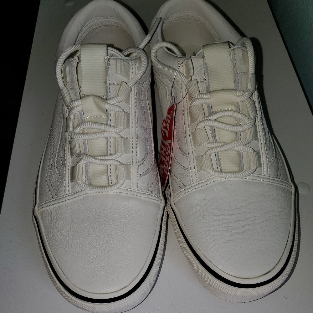 White Vans Shoes